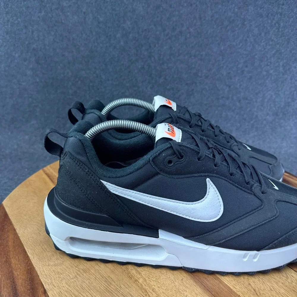 Nike Air Max Dawn Women's 10.5 Black White Sneakers Running DC4068-001 New